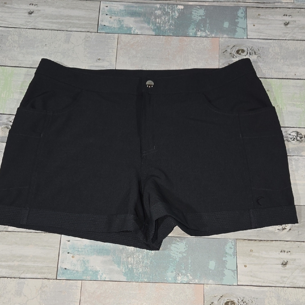ZYIA Active Black Shorts Sz X-Large